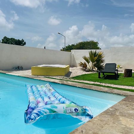 Bon Bini Kokolishi Hotel Willemstad Ngoại thất bức ảnh