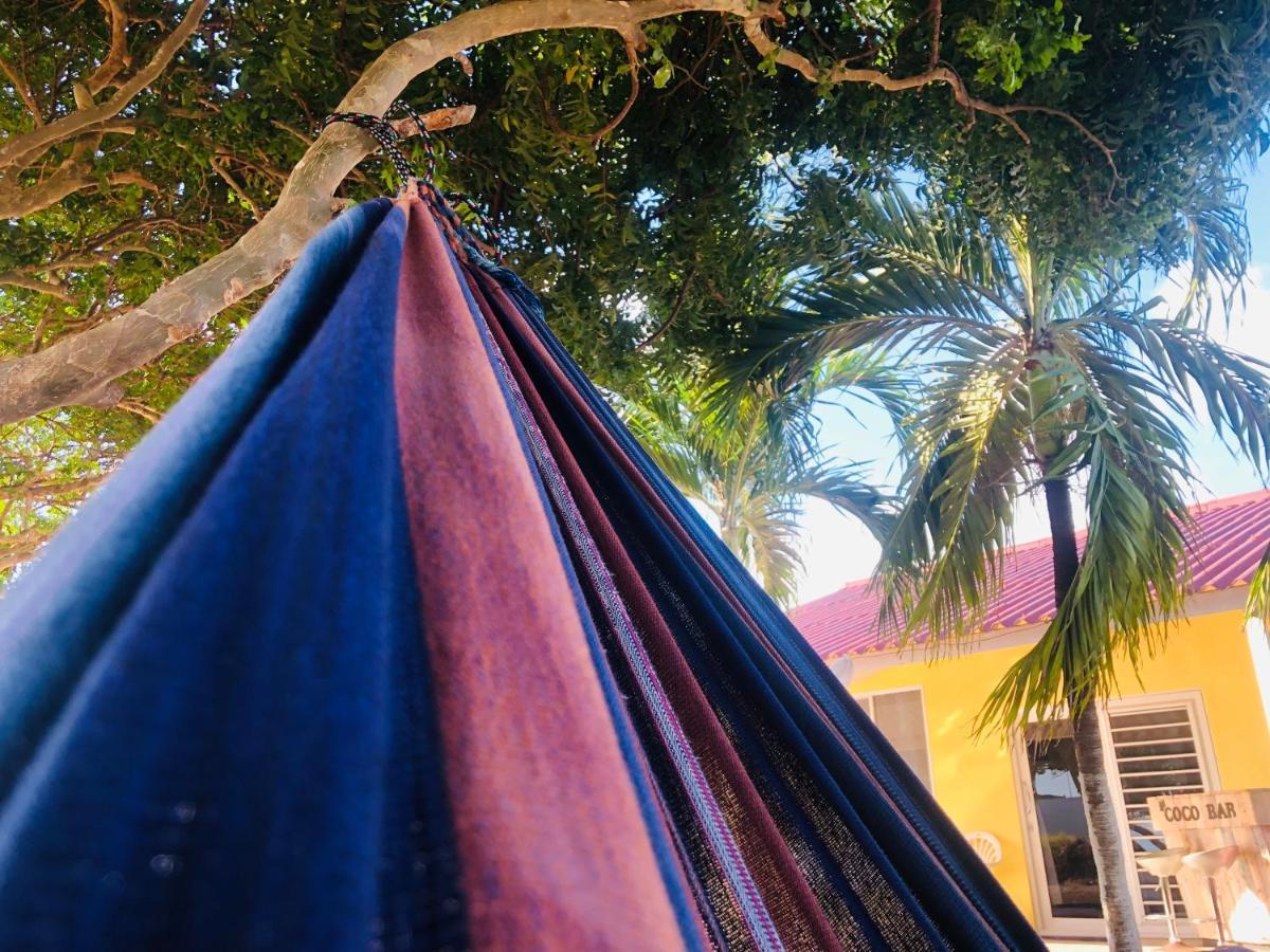 Bon Bini Kokolishi Hotel Willemstad Ngoại thất bức ảnh
