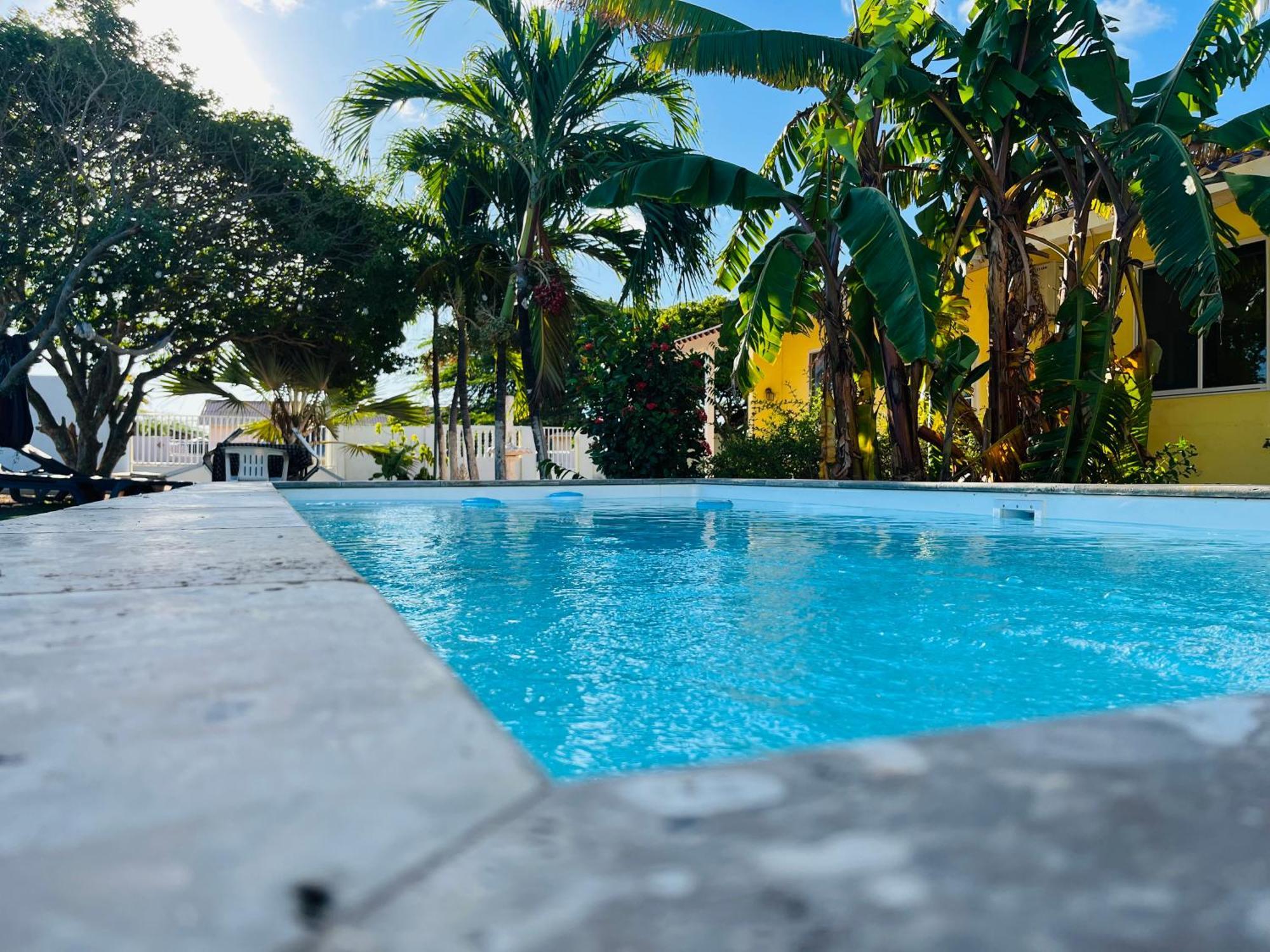 Bon Bini Kokolishi Hotel Willemstad Ngoại thất bức ảnh